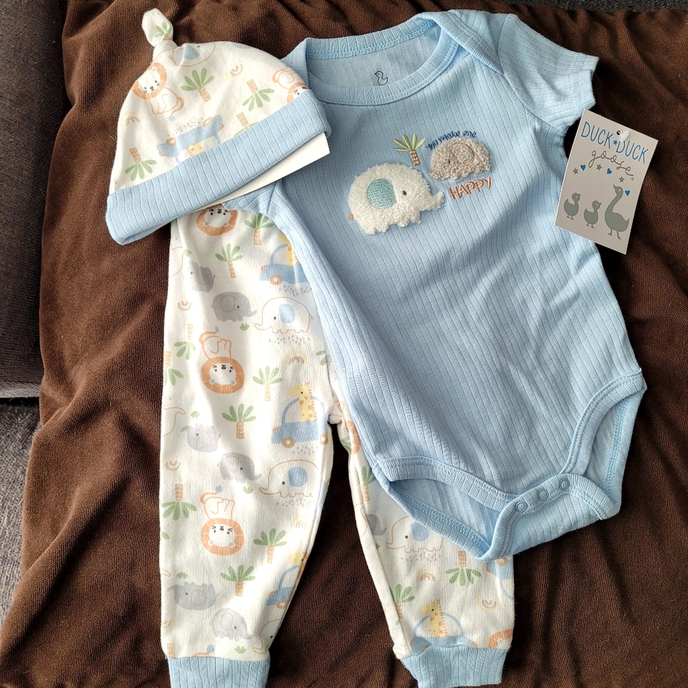 NWT 🐘 Duck Duck Goose 3-pc Baby Outfit Bodysuit, Pants, & Hat Elephant 6-9 Mos